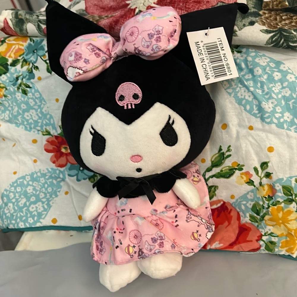 KUROMI-NWT 11 Inch Plush Doll cinnamoroll Nakajima